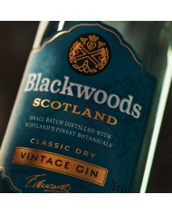 Ginebra Blackwoods Premium 700 ml.