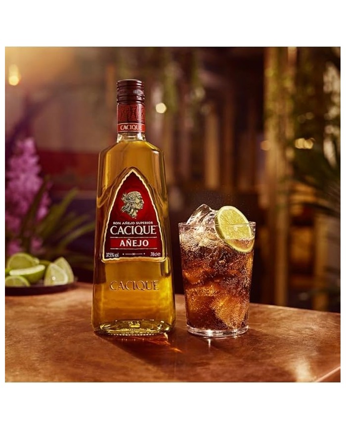 Ron Añejo Cacique 700 ml.